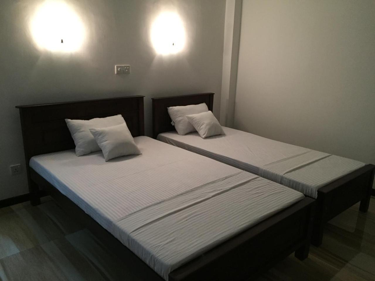 Anthony Guesthouse Hikkaduwa Dış mekan fotoğraf
